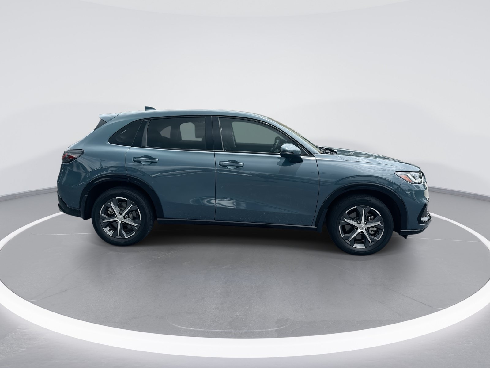 Used 2025 Honda HR-V EX-L image 10