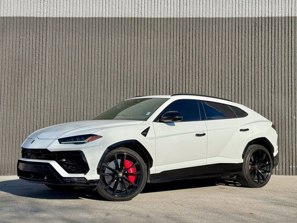 Used 2021 Lamborghini Urus AWD/4WD image 2
