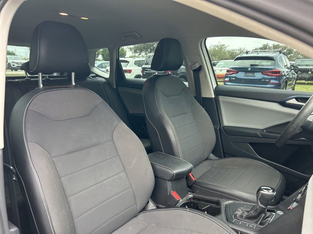 Used 2022 Volkswagen Taos SE image 43