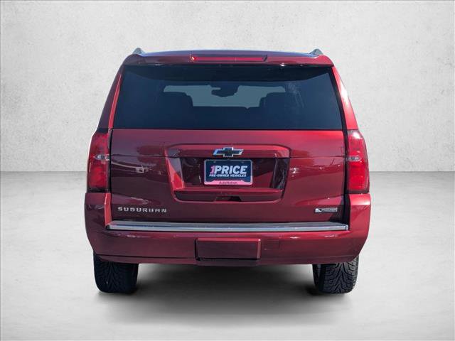 Used 2018 Chevrolet Suburban Premier RWD image 7