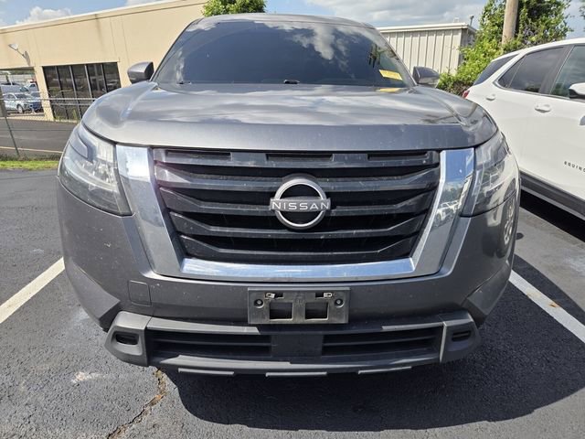 Used 2022 Nissan Pathfinder S FWD image 7