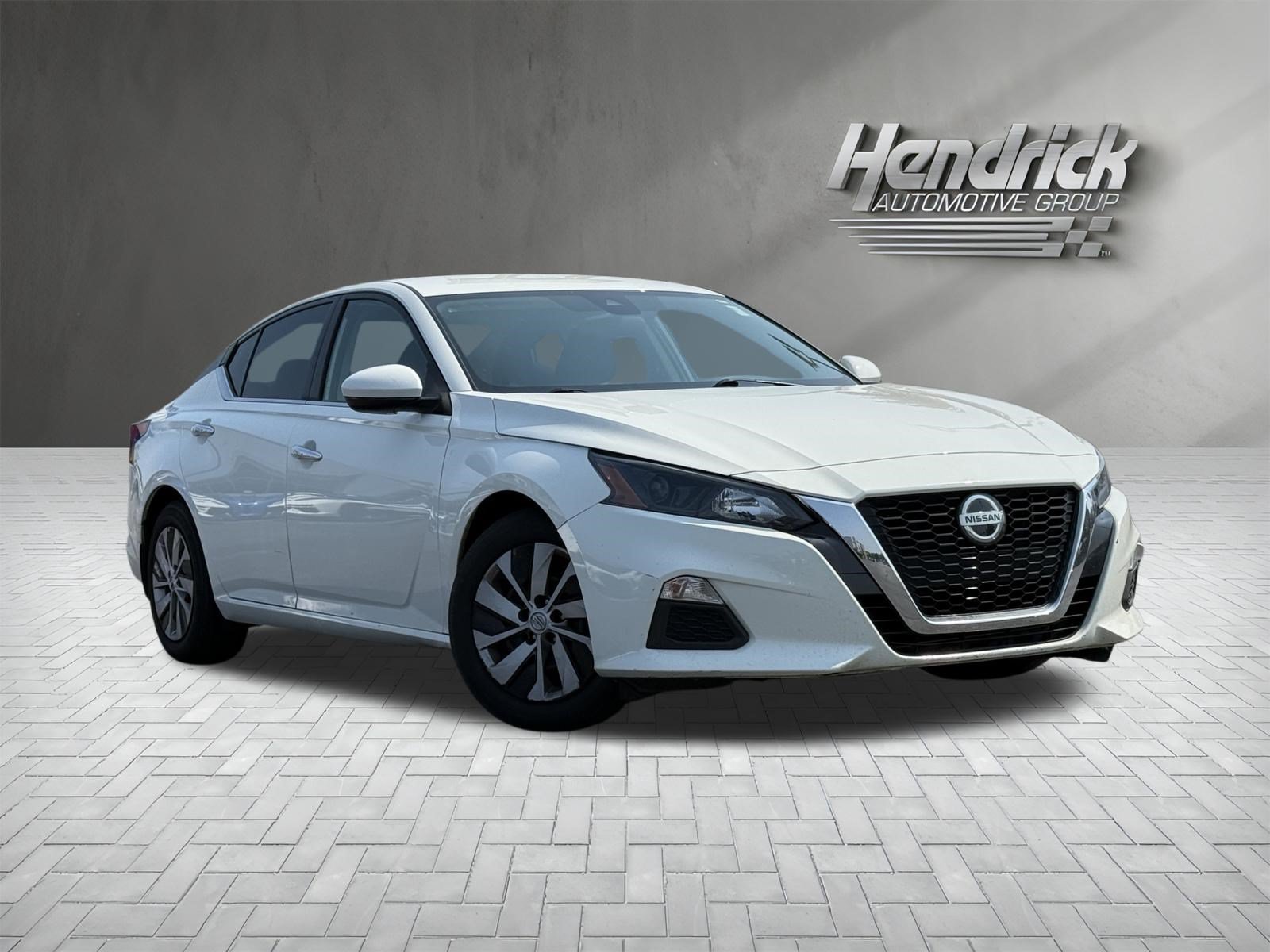 Used 2022 Nissan Altima 2.5 S FWD image 2
