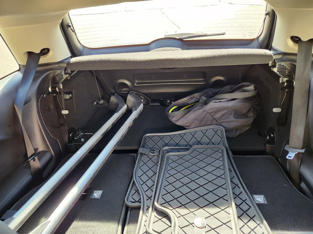 Used 2023 MINI Cooper SE image 12