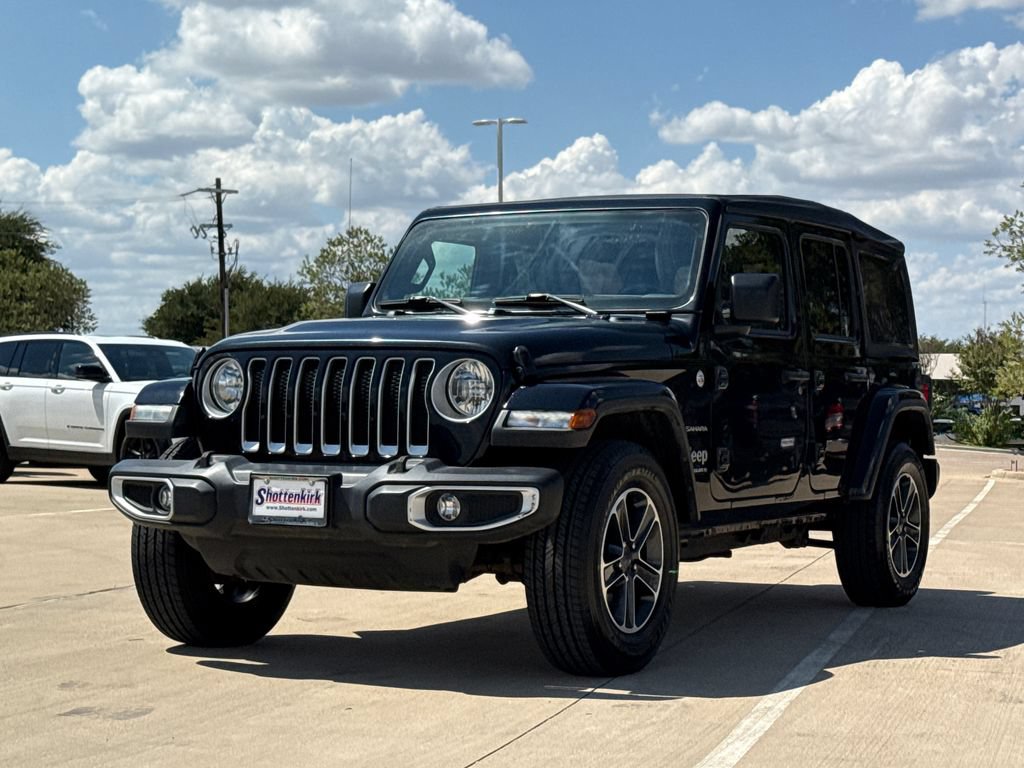 Used 2023 Jeep Wrangler Unlimited Sahara w/ Cold Weather Group AWD/4WD image 3
