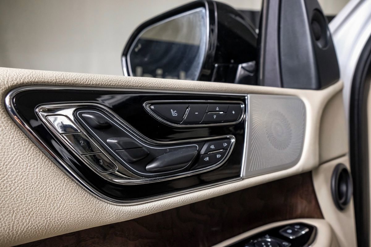 Used 2020 Lincoln Navigator L Reserve w/ Luxury Package image 35