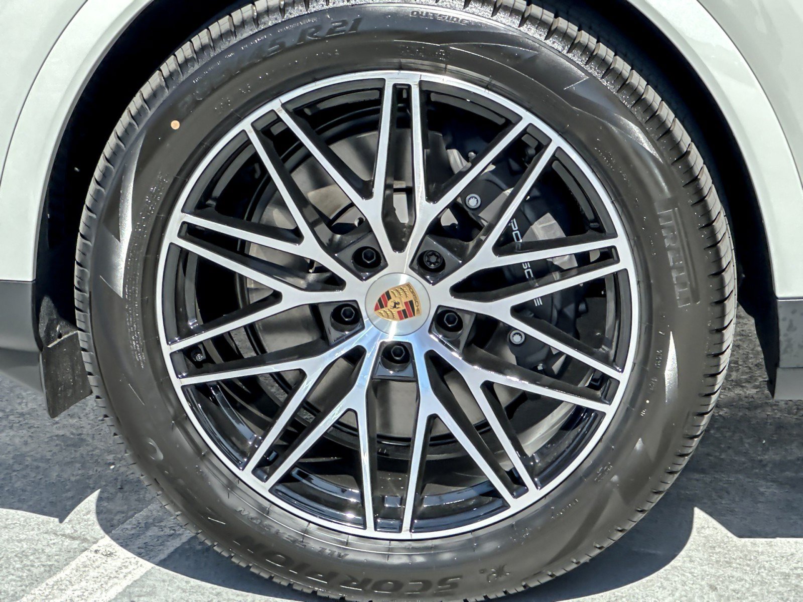 New 2026 Porsche Cayenne Coupe AWD/4WD image 26