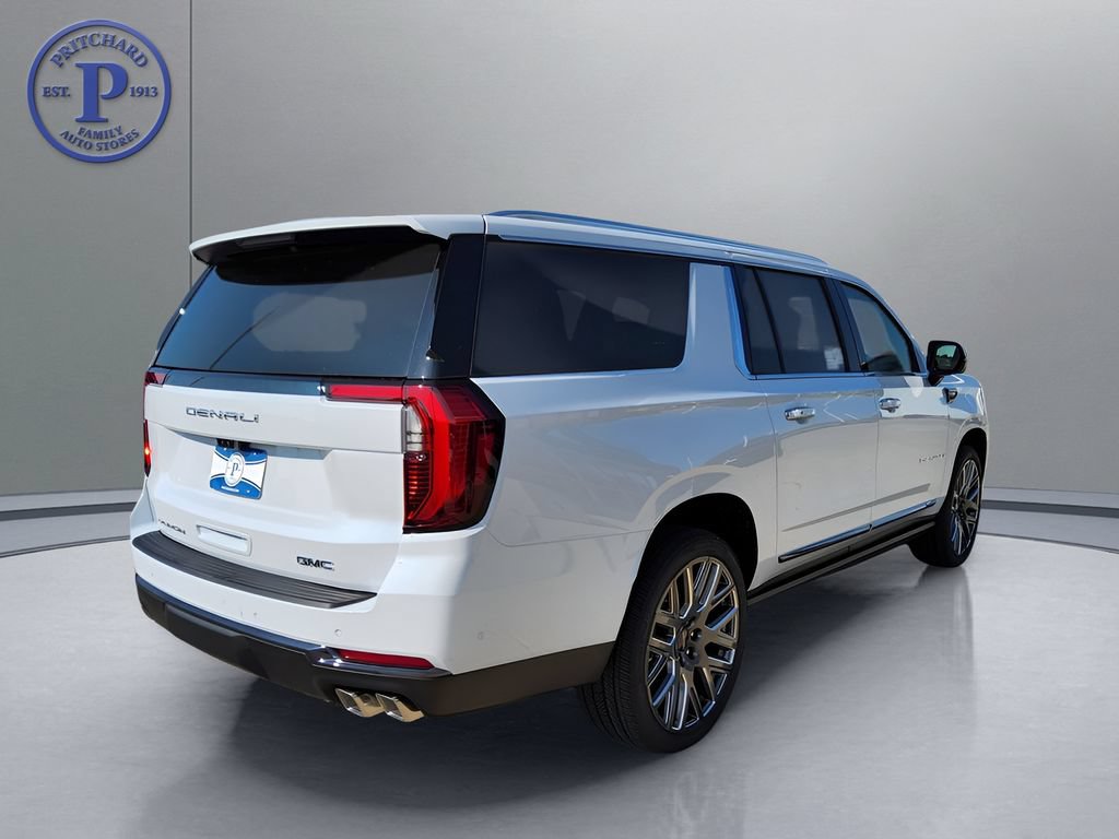 New 2026 GMC Yukon XL Denali Ultimate w/ LPO, Illumination Package AWD/4WD image 7