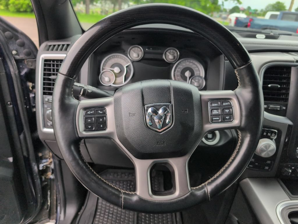 Used 2017 RAM 1500 Limited AWD/4WD image 7