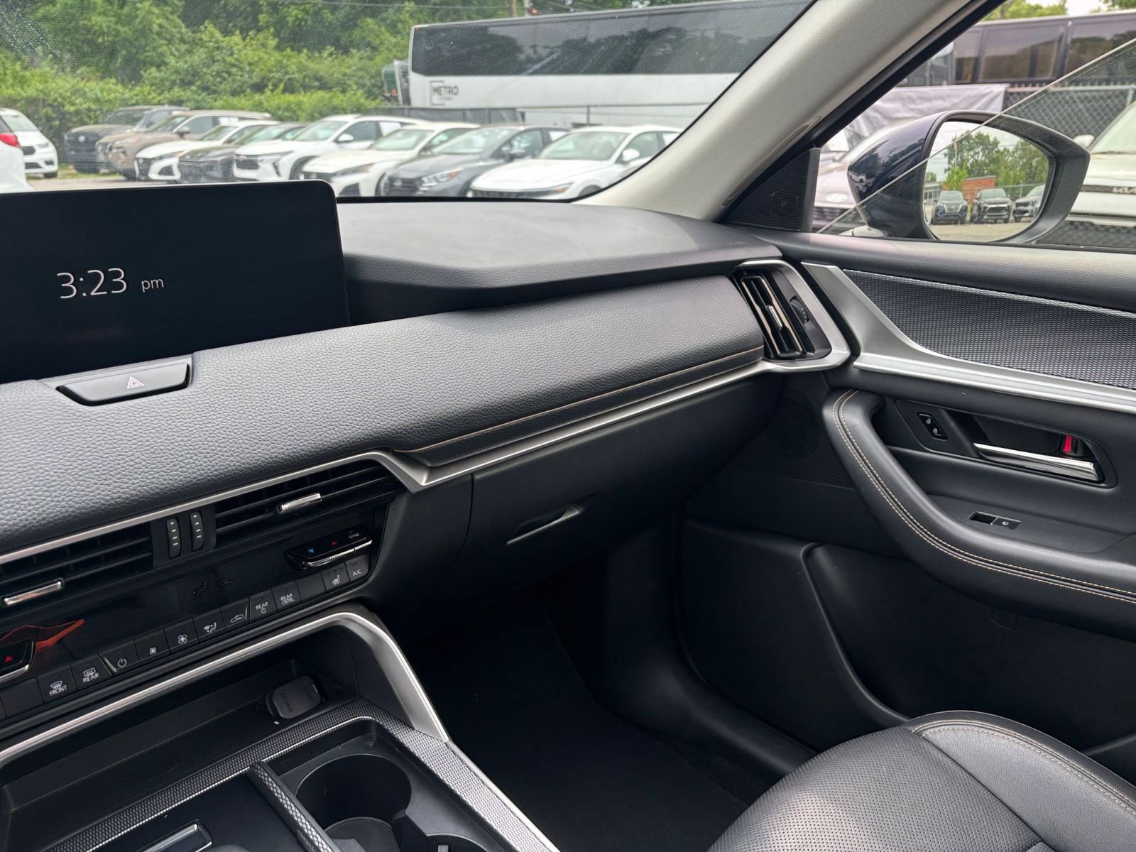 Used 2025 MAZDA CX-90 3.3 Turbo w/ Preferred Package AWD/4WD image 38