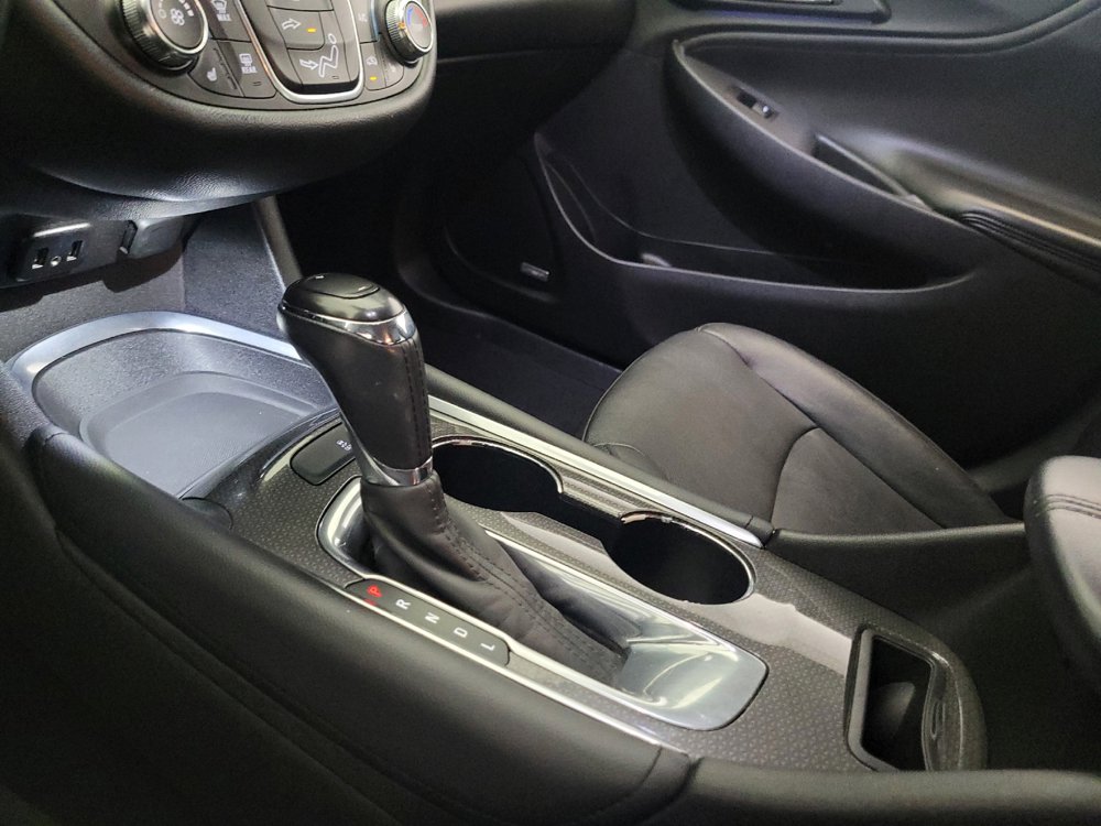 Used 2018 Chevrolet Malibu LT w/ Leather Package FWD image 26