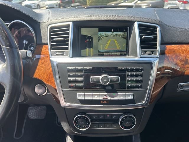 Used 2015 Mercedes-Benz GL 450 4MATIC image 23