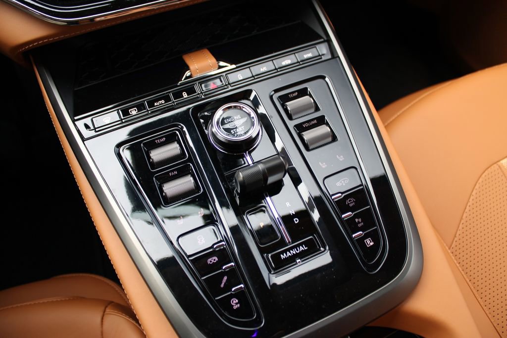 New 2026 Aston Martin DBX 707 AWD/4WD image 16