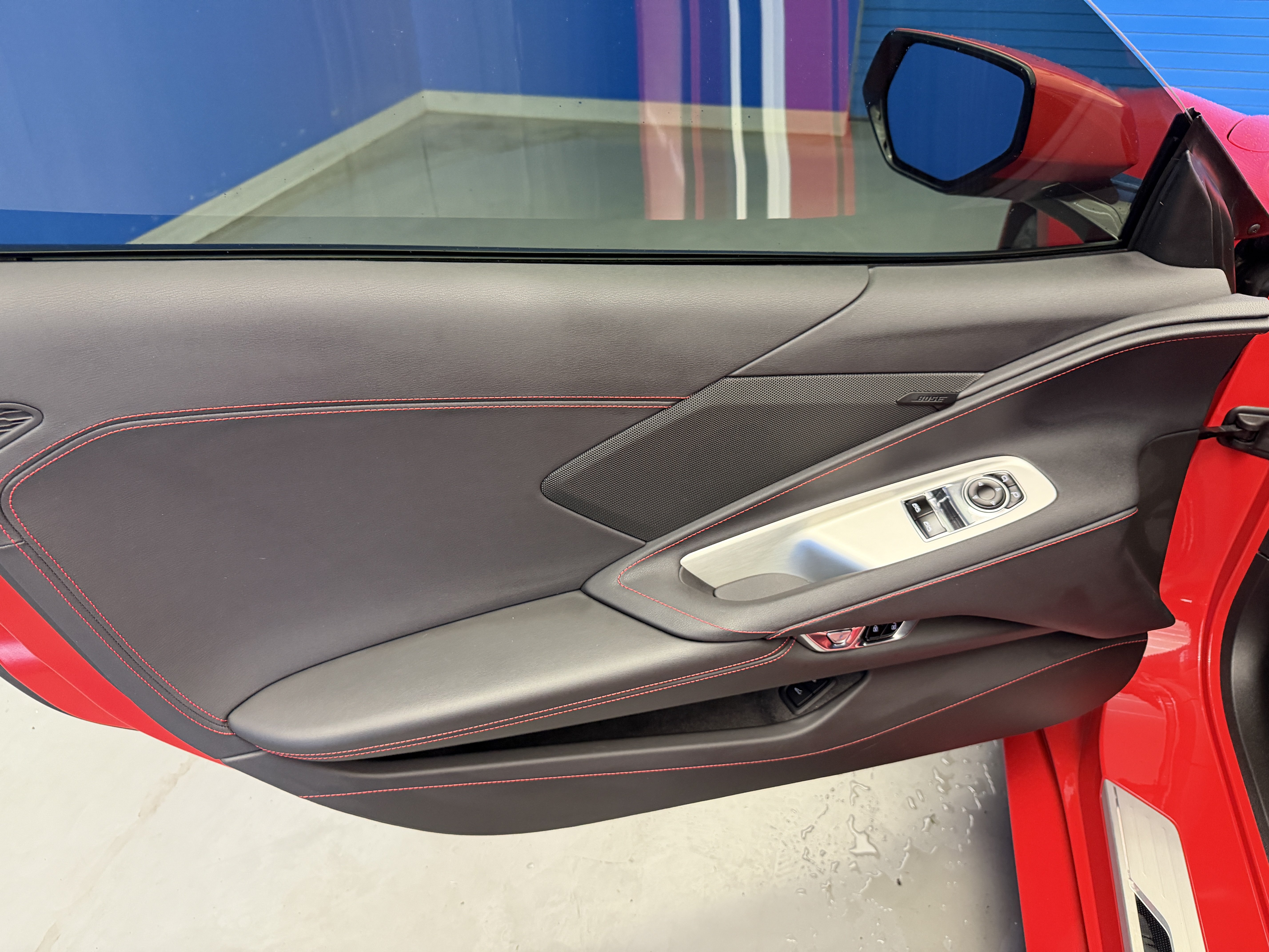 Used 2022 Chevrolet Corvette Stingray Coupe w/ Z51 Performance Package RWD image 10