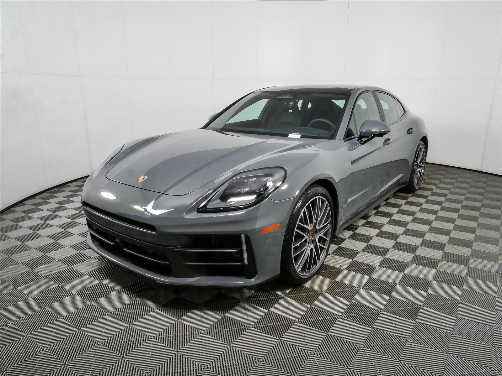 New 2026 Porsche Panamera