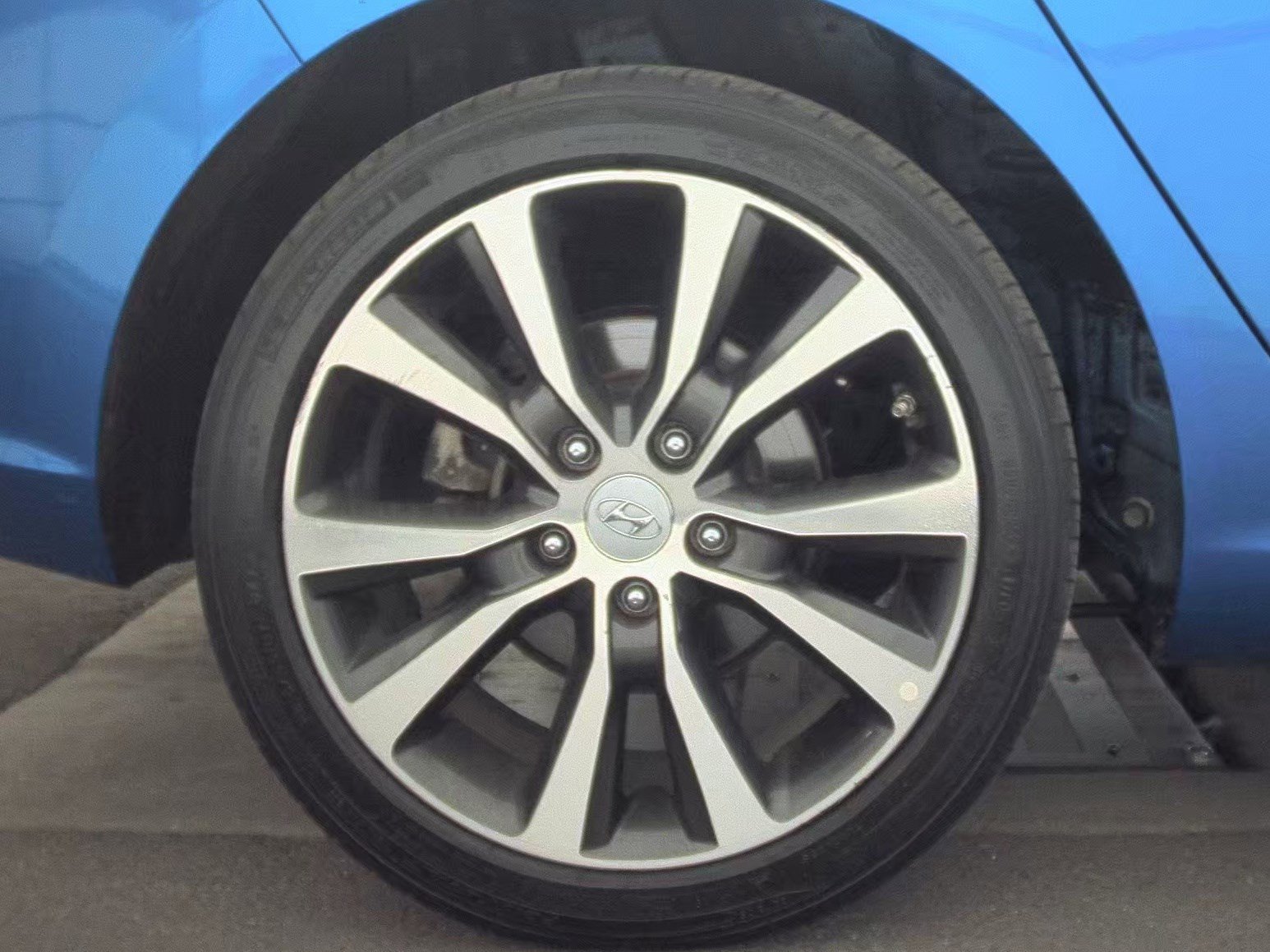 Used 2018 Hyundai Elantra GT FWD image 7