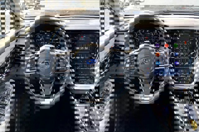 Used 2024 Subaru Outback Premium image 4