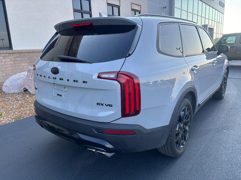 Used 2021 Kia Telluride EX w/ EX Premium Package AWD/4WD image 3