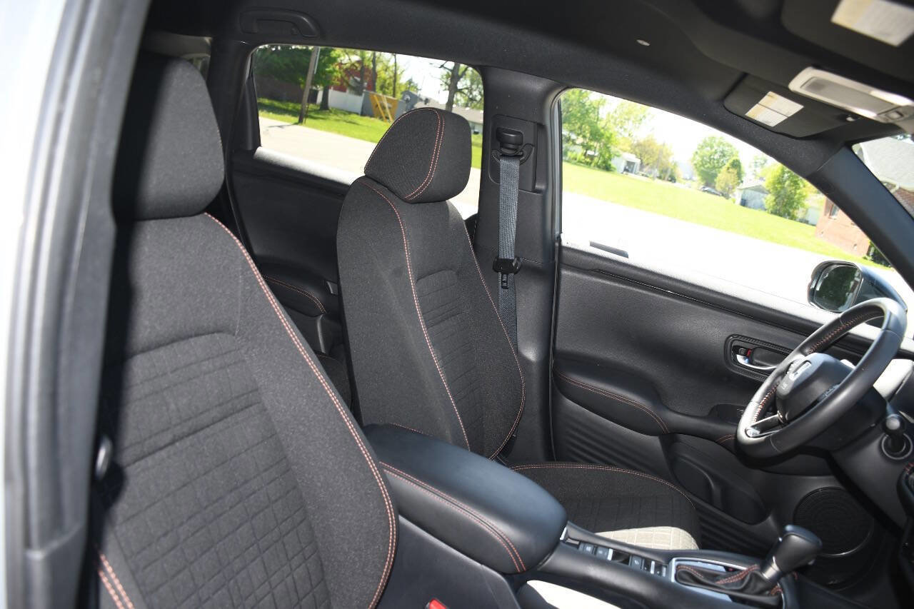 Used 2024 Honda HR-V Sport image 22