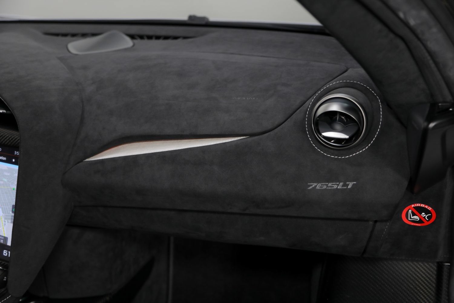 Used 2022 McLaren 765LT RWD image 37