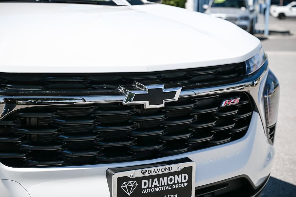 New 2026 Chevrolet Trax RS FWD image 10