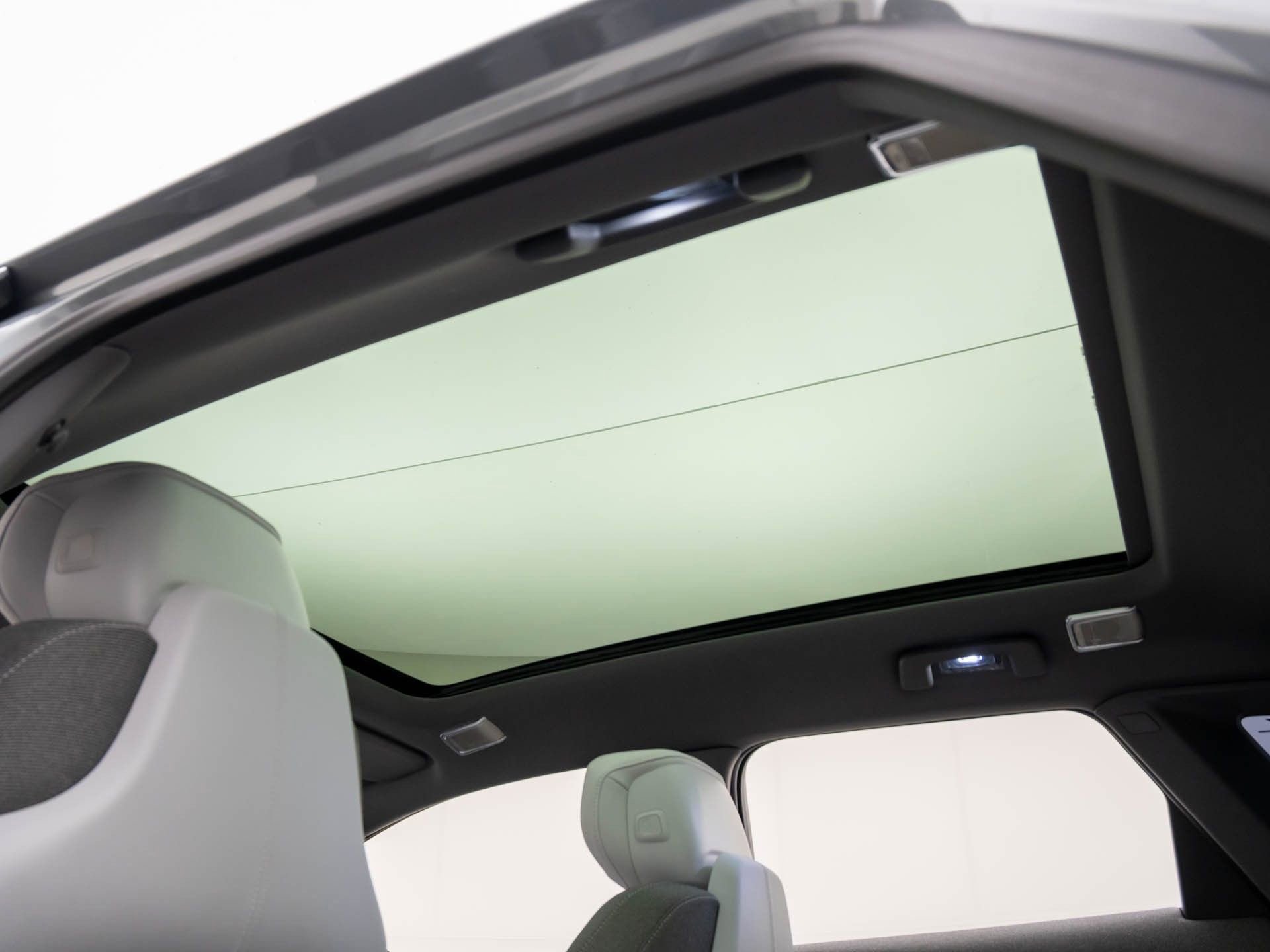 New 2026 Cadillac Optiq Luxury 1 image 11