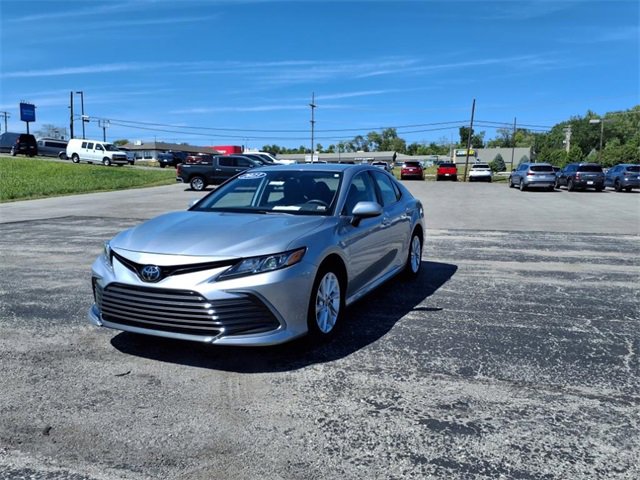 Used 2023 Toyota Camry LE image 28