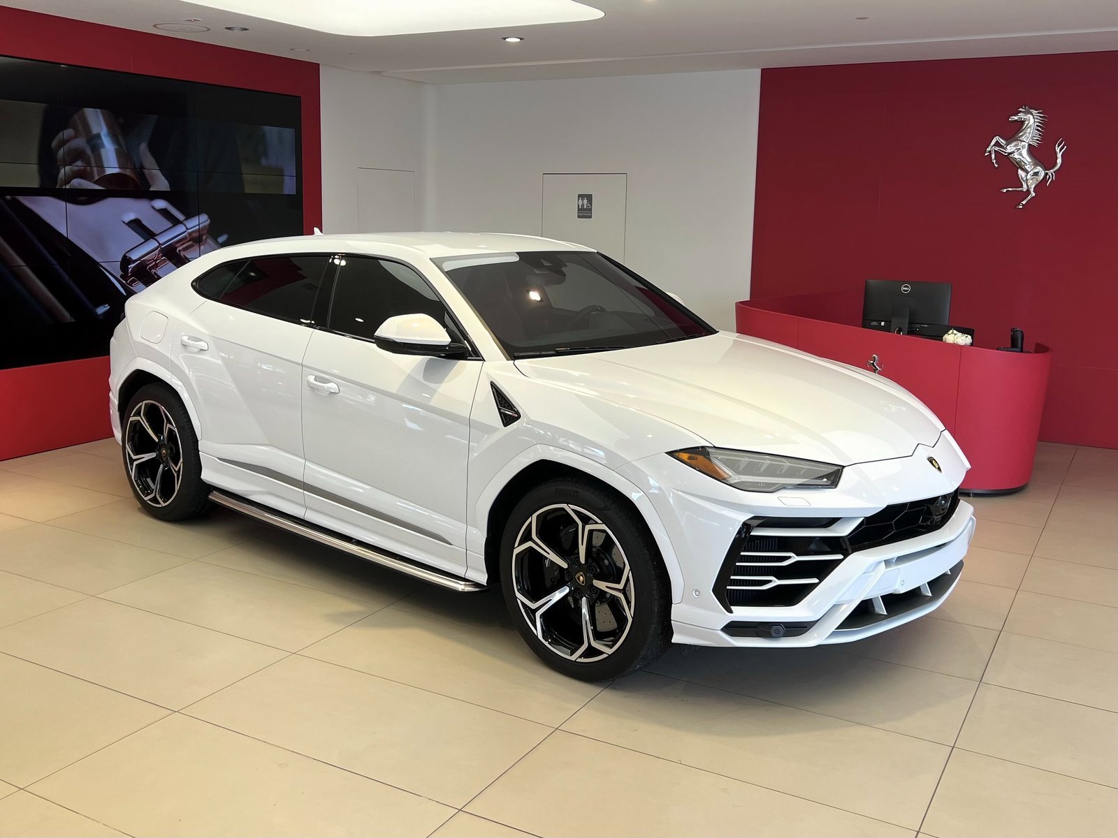 Used 2022 Lamborghini Urus