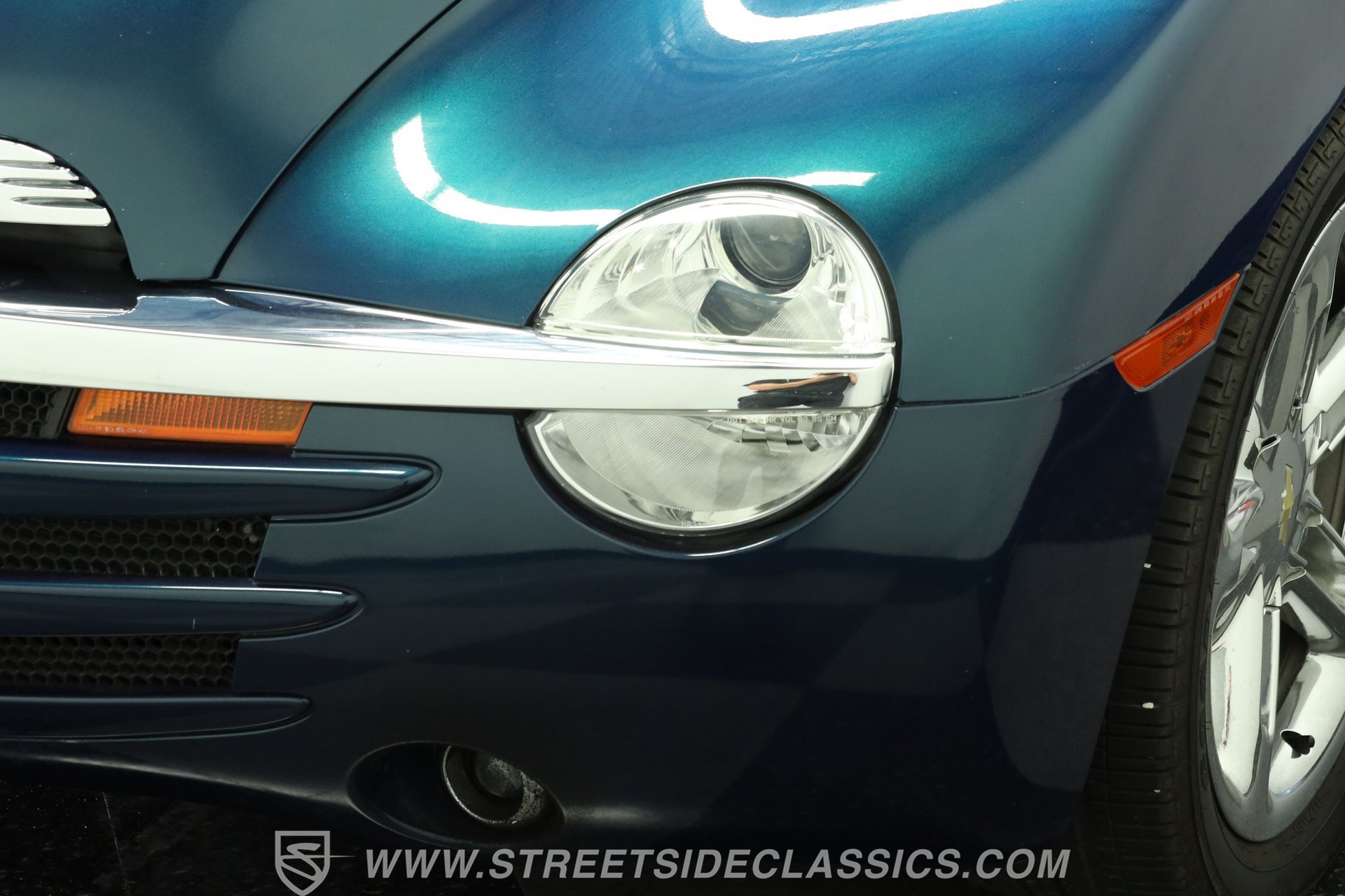 Used 2006 Chevrolet SSR w/ Preferred Equipment Group RWD image 20