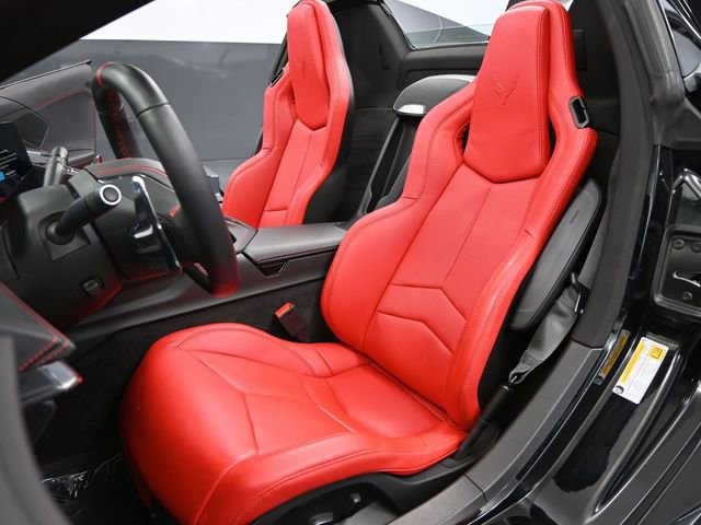 Used 2025 Chevrolet Corvette Stingray Convertible w/ 1LT image 23
