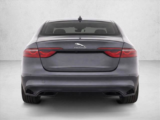 Used 2024 Jaguar XF R-Dynamic SE AWD/4WD image 6