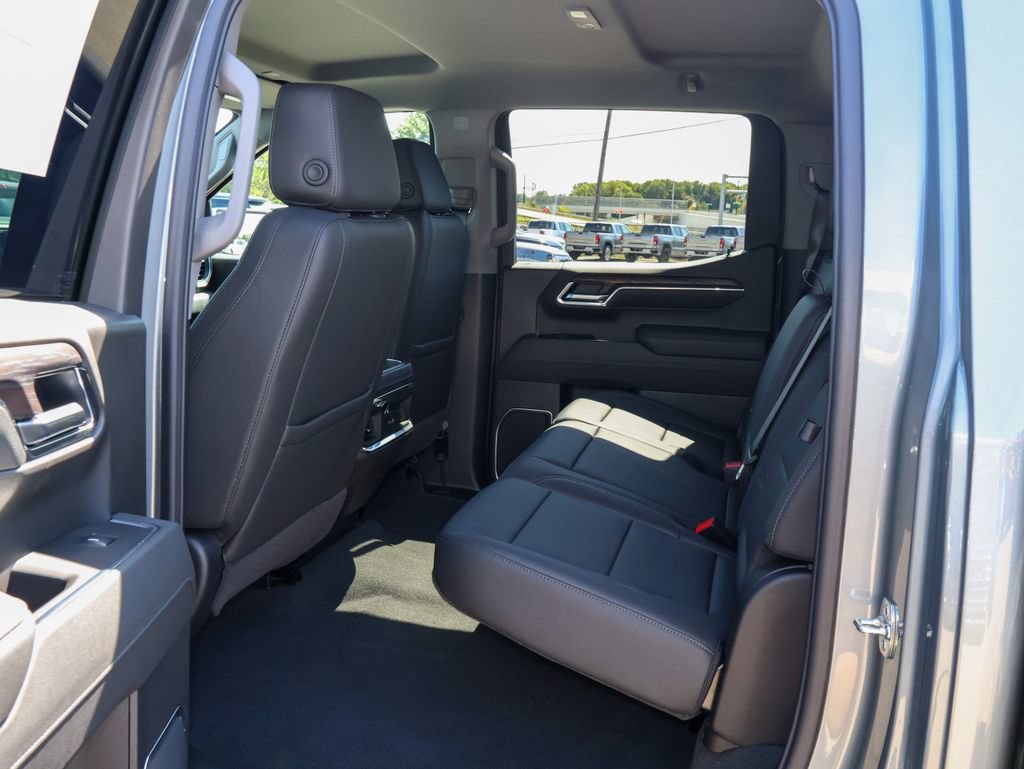 New 2026 GMC Sierra 1500 SLT w/ SLT Premium Package AWD/4WD image 10