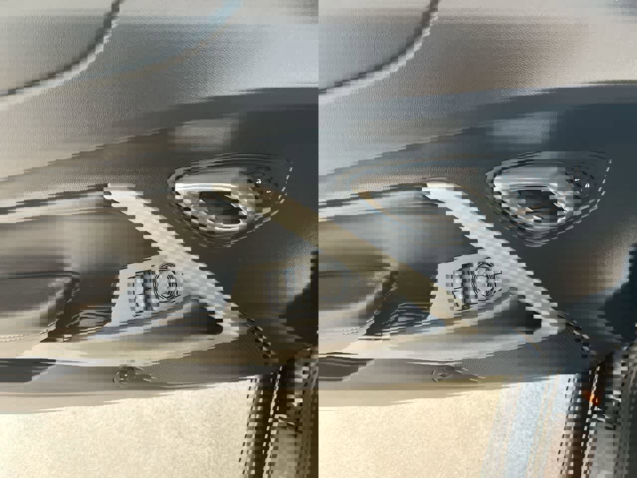 Used 2016 Chevrolet Camaro LT w/ RS Package image 13