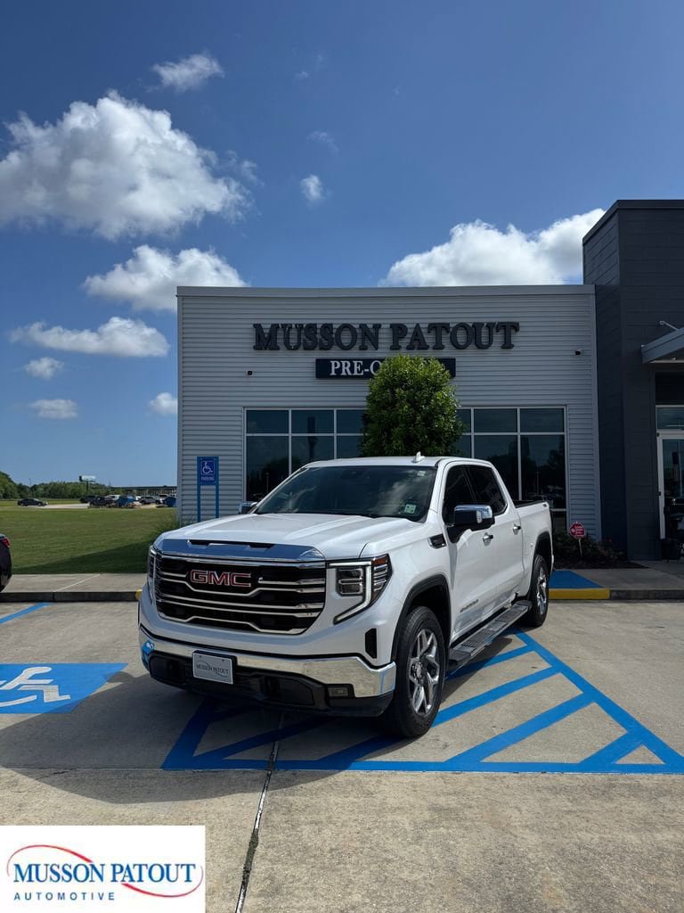 Used 2024 GMC Sierra 1500 SLT w/ SLT Premium Package AWD/4WD image 1