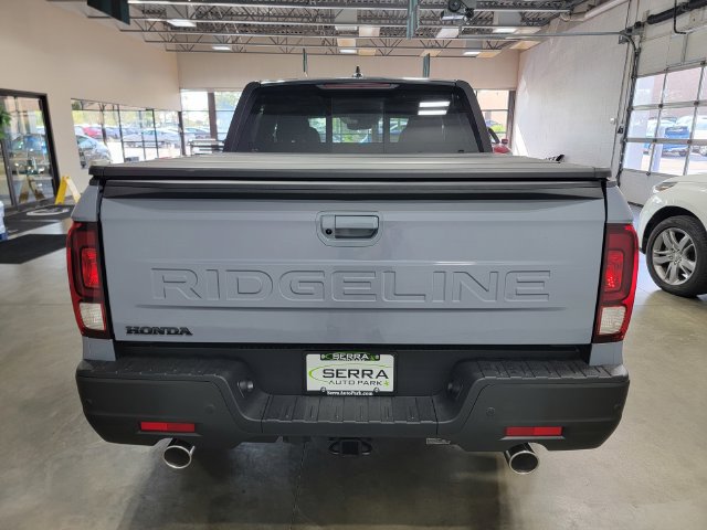 New 2026 Honda Ridgeline Black Edition image 6