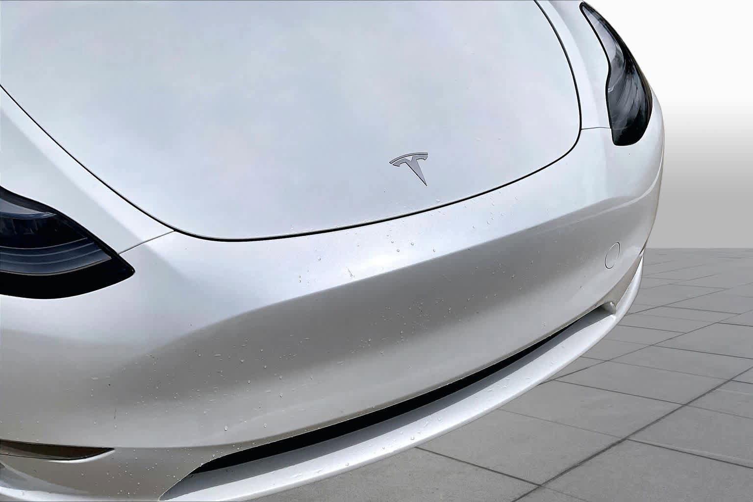 Used 2023 Tesla Model Y AWD image 27
