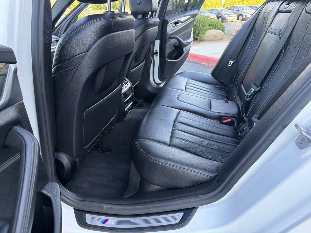 Used 2018 BMW 530i w/ M Sport Package RWD image 24