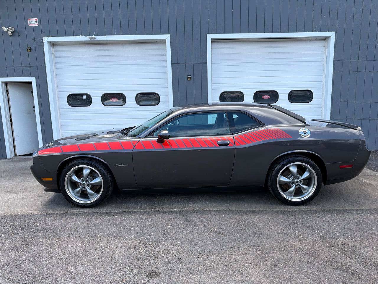 Used 2013 Dodge Challenger R/T Plus RWD image 7