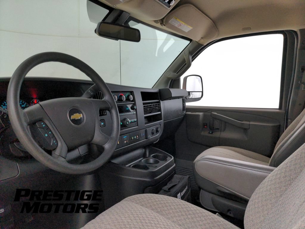 Used 2019 Chevrolet Express 2500 LT w/ LT Preferred Equipment Group RWD image 13