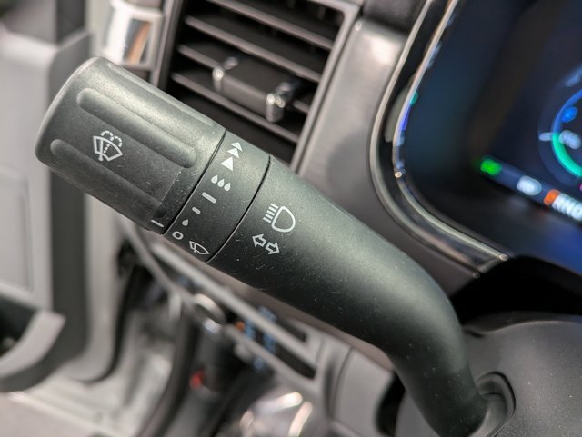 Used 2024 Ford F150 Lightning XLT image 19