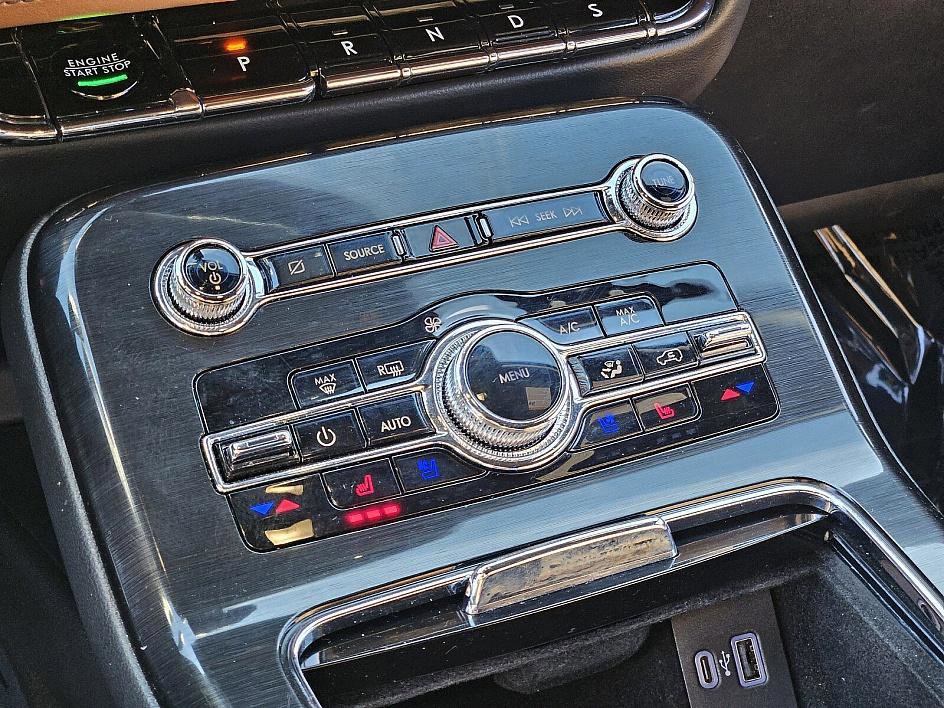 Used 2023 Lincoln Nautilus Reserve w/ Equipment Group 201A image 23