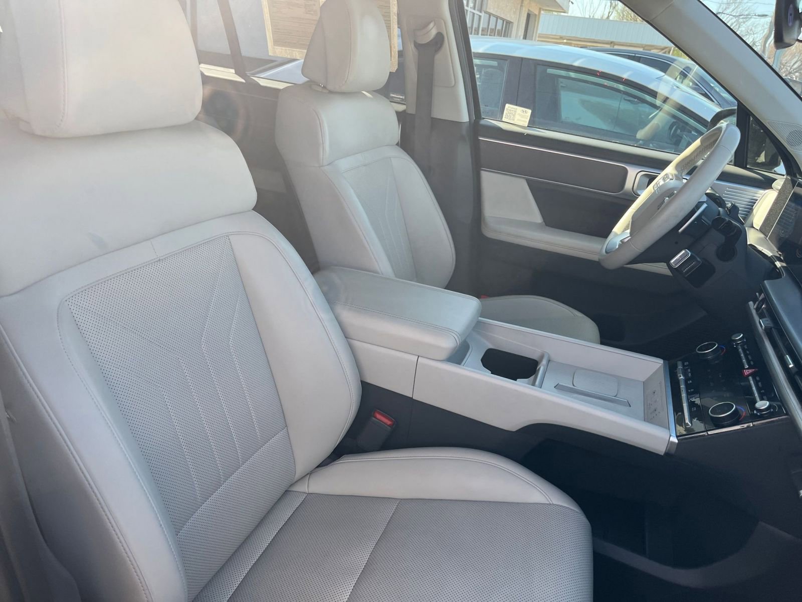 Used 2024 Hyundai Santa Fe SEL image 38