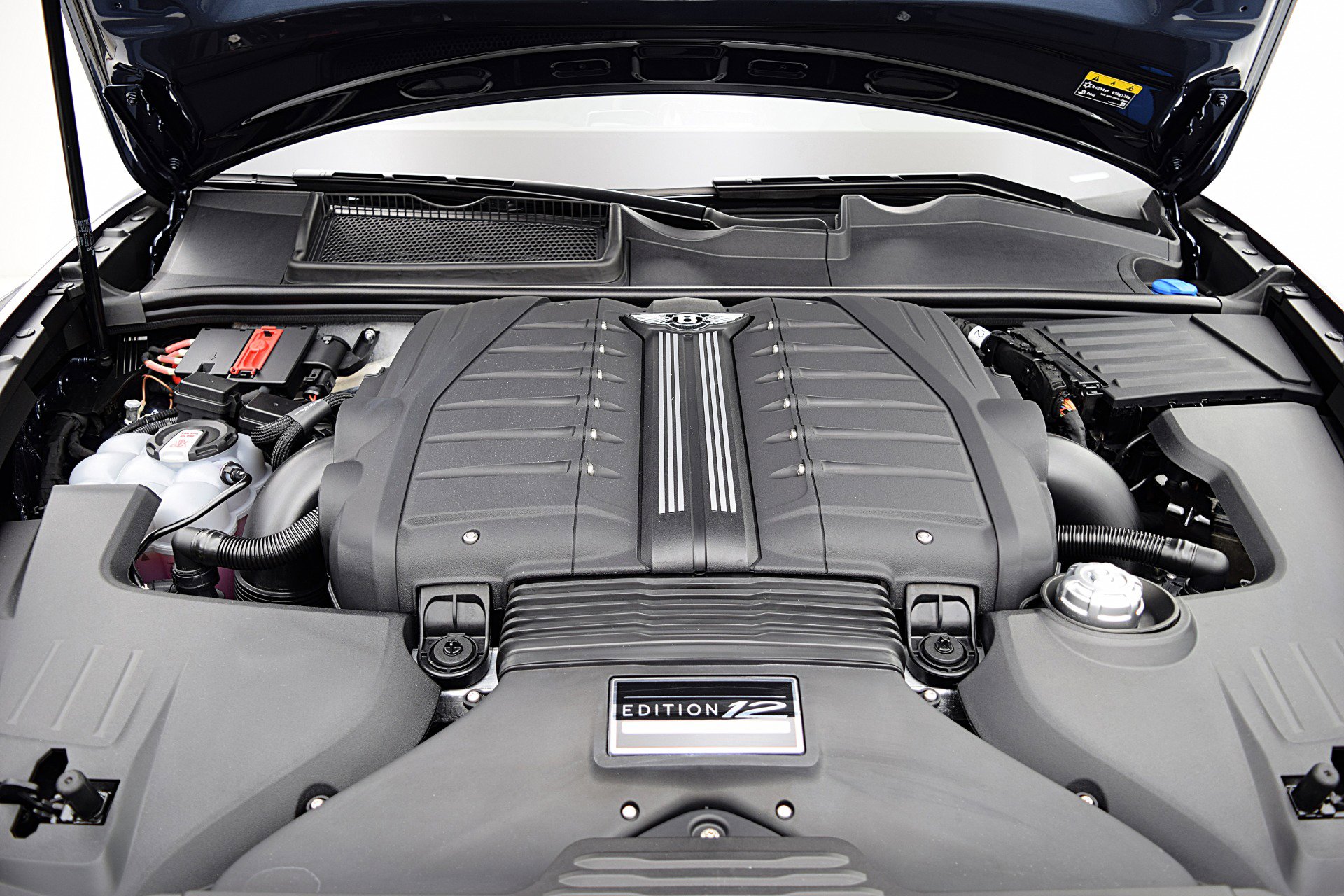 Used 2023 Bentley Bentayga Speed image 18