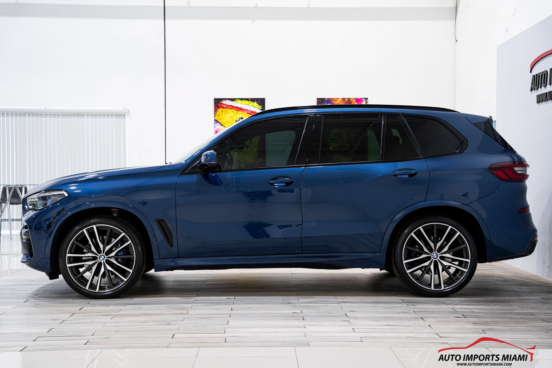 Used 2022 BMW X5 xDrive40i w/ M Sport Package AWD/4WD image 13