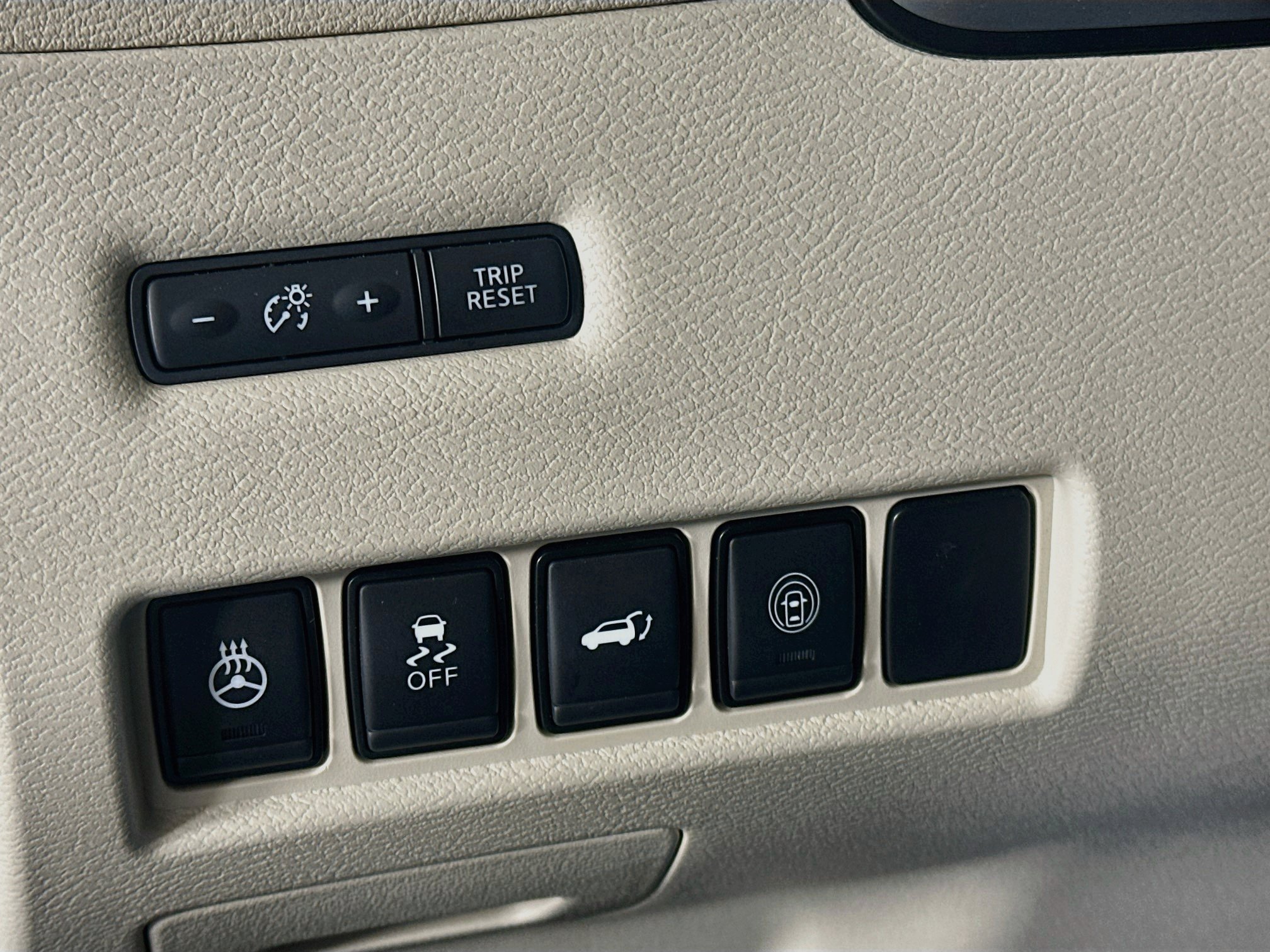 Used 2020 Nissan Murano Platinum FWD image 16