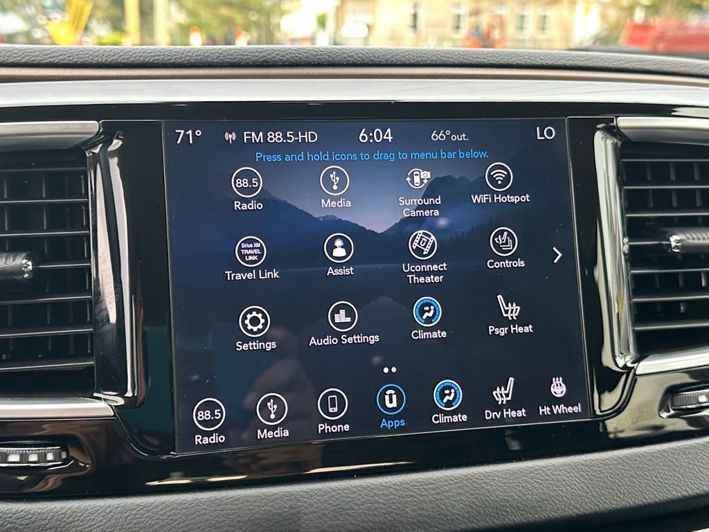 Used 2018 Chrysler Pacifica Touring-L Plus w/ Advanced Safetytec Group FWD image 30