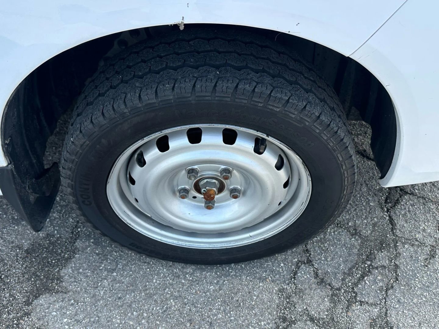 Used 2020 Nissan NV200 S w/ Sliding Glass Door Package image 32