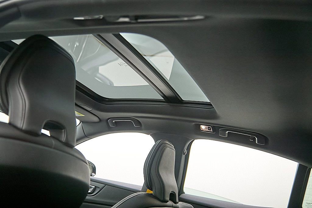 Certified 2022 Volvo S60 T8 Polestar image 23