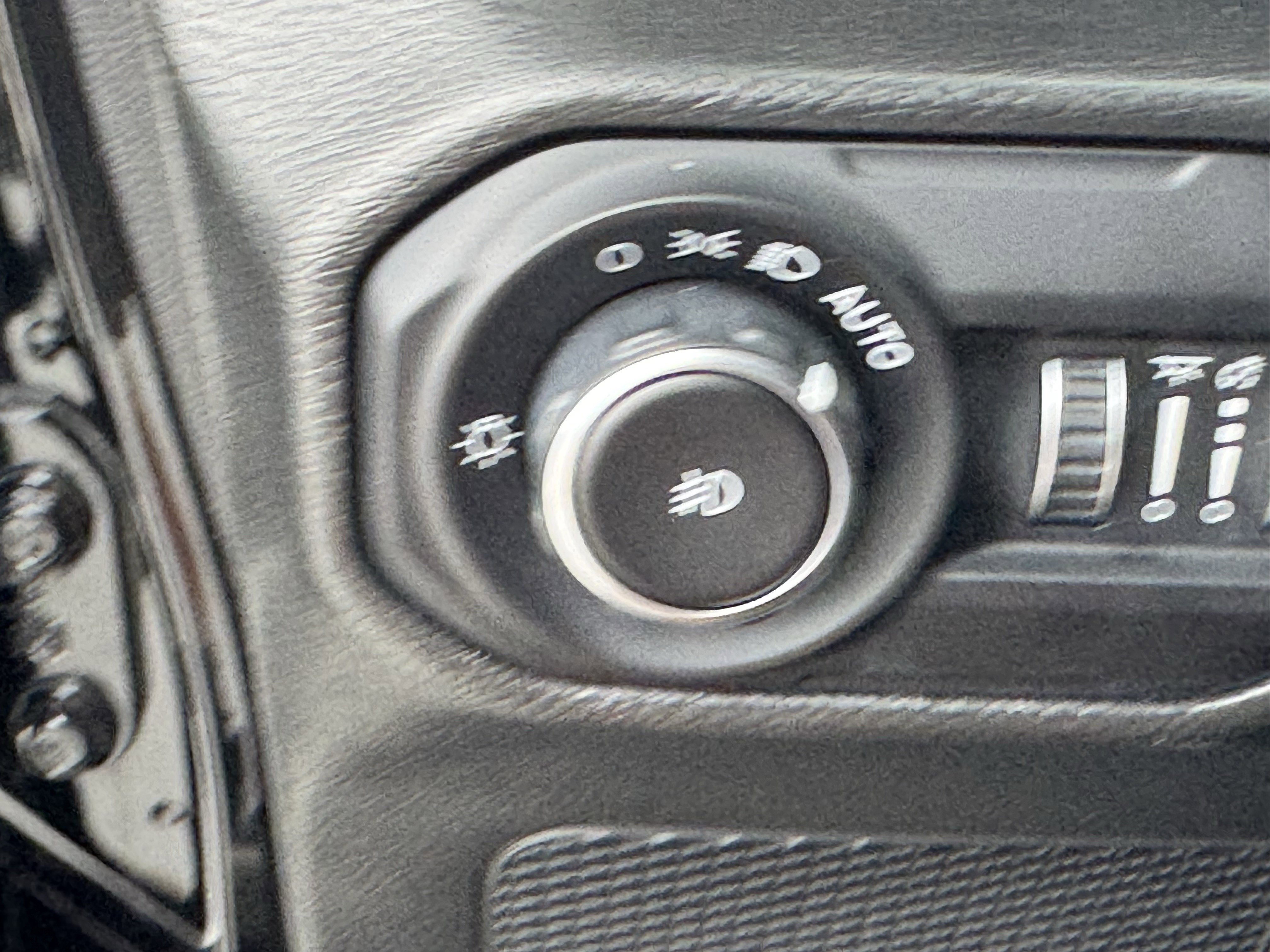 Used 2022 Jeep Wrangler Unlimited Sport AWD/4WD image 25