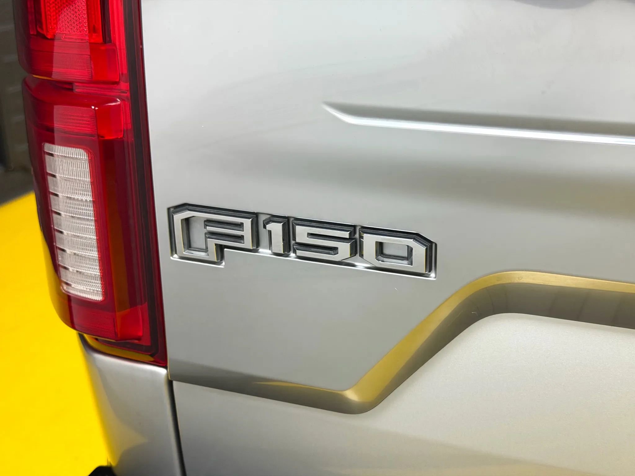 Used 2019 Ford F150 Platinum image 13