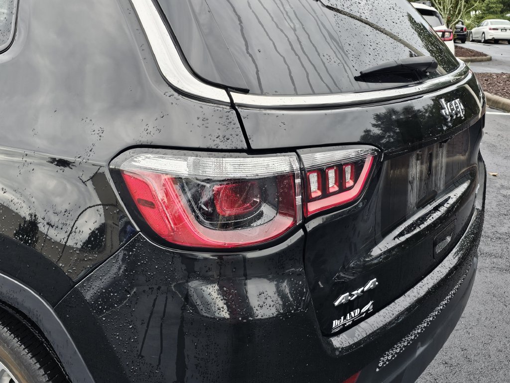 Used 2024 Jeep Compass Latitude AWD/4WD image 7